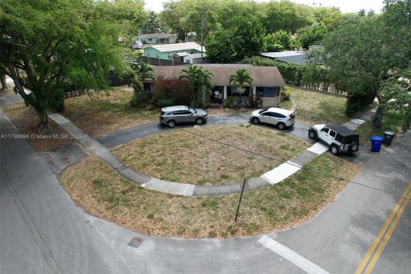 Lawn Acres, 5718 Monroe St, Hollywood, Florida 33023, image 1