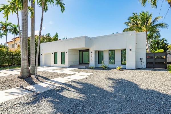 2020 NE 121st Rd, North Miami, Florida 33181, image 3