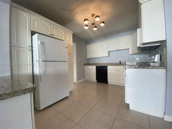 Washington Heights, 2459 Funston St, Hollywood, Florida 33020, image 3