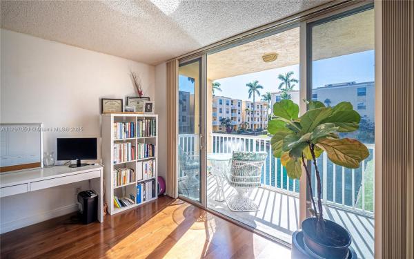 Sheridan East, 1341 SE 3rd Ave #202, Dania Beach, Florida 33004, image 3