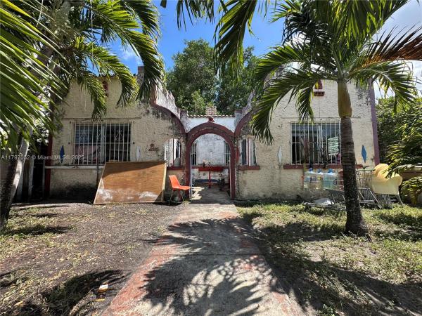 Crestwood, 1066 NW 47th St, Miami, Florida 33127, image 1