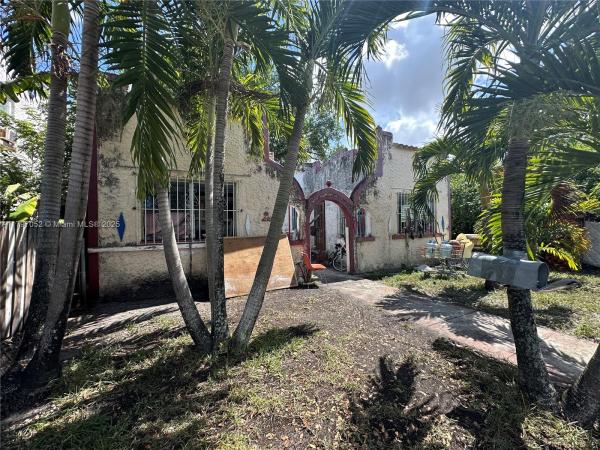Crestwood, 1066 NW 47th St, Miami, Florida 33127, image 2