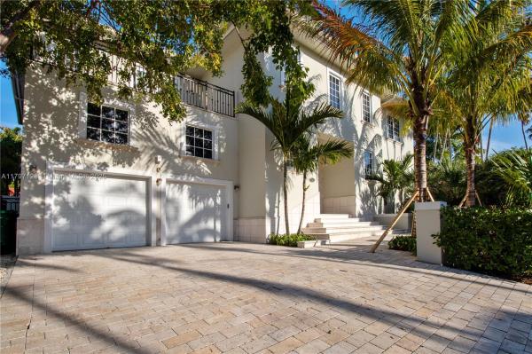 Biscayne Key Estates, 797 Ridgewood Rd, Key Biscayne, Florida 33149, image 1