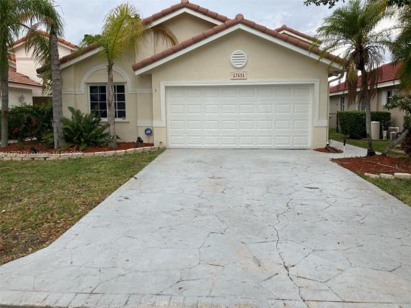 Tiffany Cove At Silver Lakes, 17691 SW 4th Ct, Pembroke Pines, Florida 33029, image 1