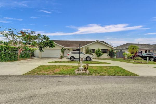 1981 SW 139th Ct, Unincorporated Dade County, Florida 33175, image 1
