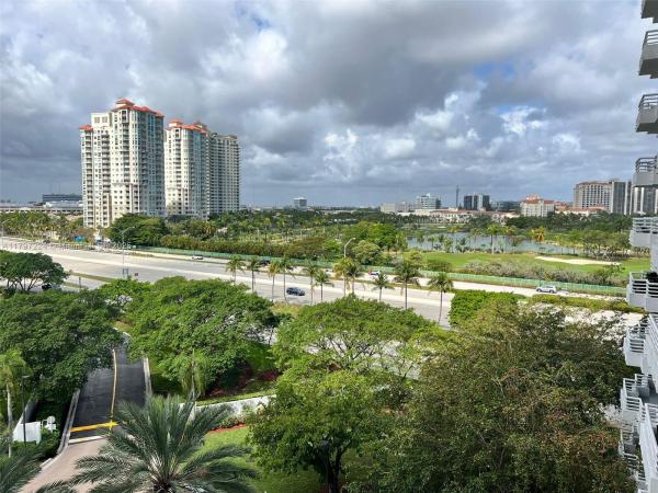 Parc Central Aventura East, 3300 NE 192 St #803, Aventura, Florida 33180, image 1