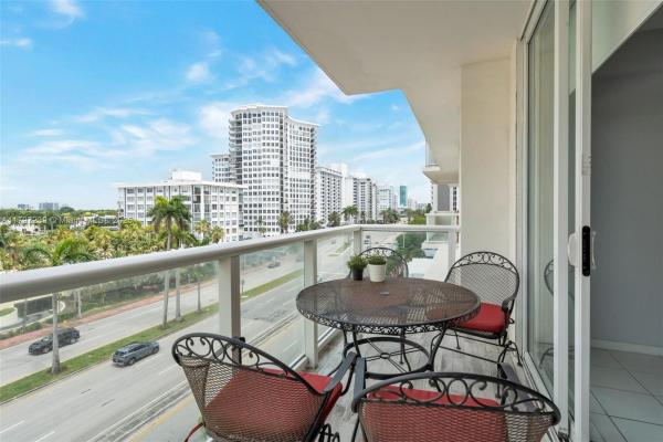 The Pavilion, 5601 Collins Ave #615, Miami Beach, Florida 33140, image 1
