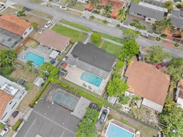 Westbrooke, 1730 SW 97th Ct, University Park, Florida 33165, image 3