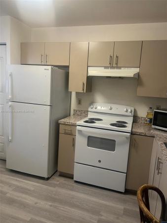 Monterey, Ives Estates, Florida 33179, image 3