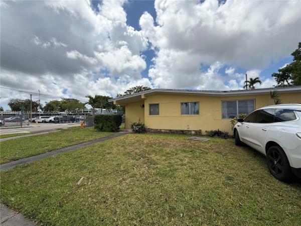 9300 SW 52nd Ter, Miami, Florida 33165, image 1