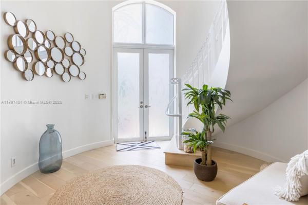 The Palms Townhouses, 2120 N Ocean Blvd #VII, Fort Lauderdale, Florida 33305, image 2