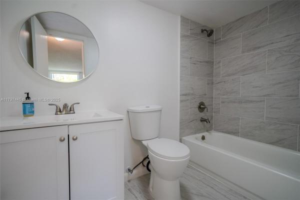 Promenade At Kendale Lakes, 14201 N Kendall Dr #411D, Kendall, Florida 33186, image 3