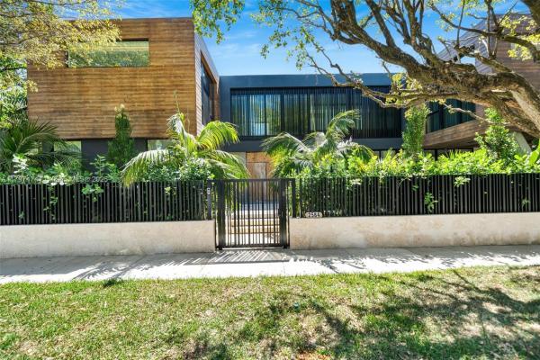 Rhodes, 3101 Jefferson St, Miami, Florida 33133, image 2
