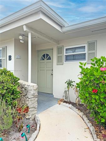 Barkley At Cresthaven Villas, 2731 W Barkley Dr W #B, West Palm Beach, Florida 33415, image 3
