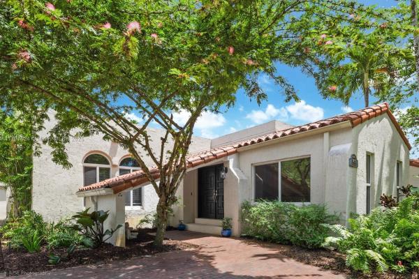 Granada, 1433 Santa Cruz Ave, Coral Gables, Florida 33134, image 3
