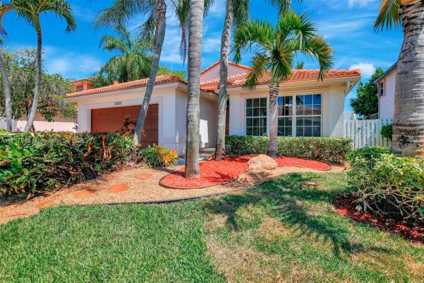 Coconut Key At Silver Lakes, 18225 NW 21st St, Pembroke Pines, Florida 33029, image 1