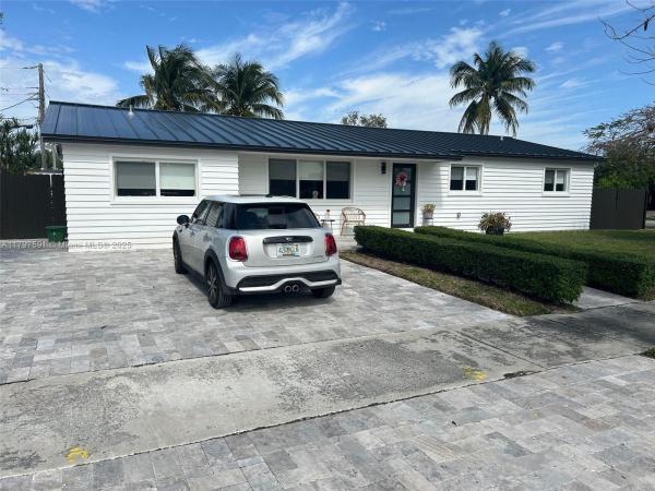 Darlington Manor, 9547 SW 59th Ter, Sunset, Florida 33173, image 3
