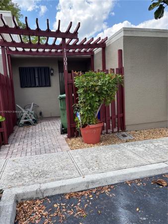 Villas West, 11001 N Lakeview Dr #11001, Pembroke Pines, Florida 33026, image 1