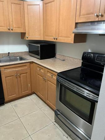 Doral Gardens 2, 5221 Geneva Way #302, Doral, Florida 33166, image 1