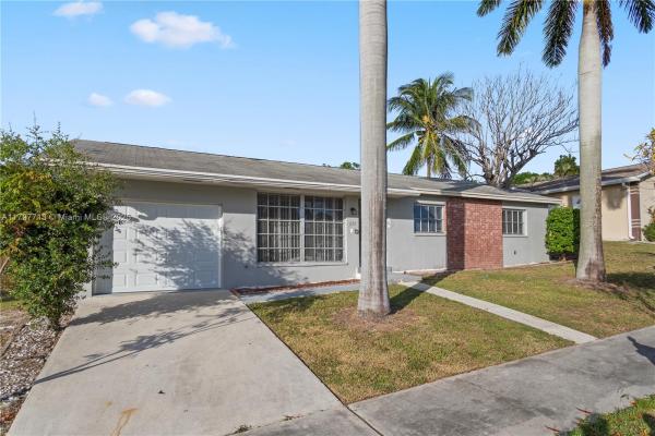 Lake Clarke South, 1732 N 16th Ave N, Lake Worth Beach, Florida 33460, image 1
