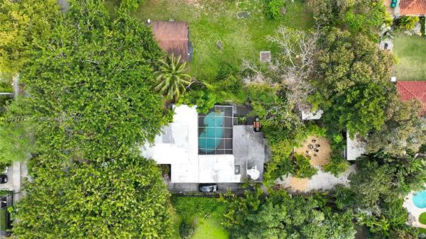 Griffing Biscayne Park Estates, 630 NE 121st St, Biscayne Park, Florida 33161, image 1