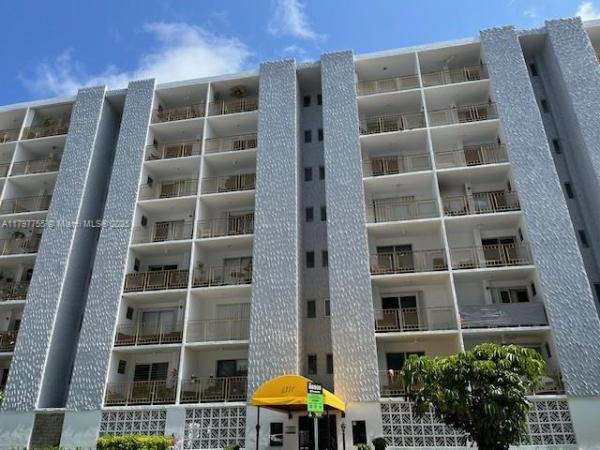 Golden House, 1340 Lincoln Rd #804, Miami Beach, Florida 33139, image 1