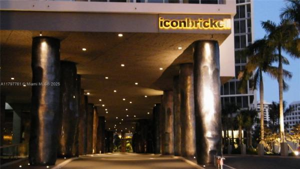 Icon Brickell Tower 1, 465 Brickell Ave #3801, Miami, Florida 33131, image 2
