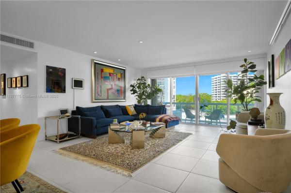 Brickell Townhouse, 2451 Brickell Ave #4L, Miami, Florida 33129, image 1