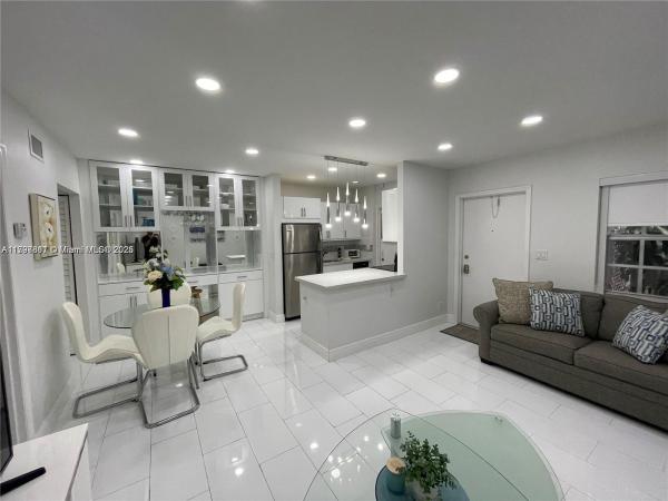 Cypress Creek, 1407 NE 56th St #103, Fort Lauderdale, Florida 33334, image 1