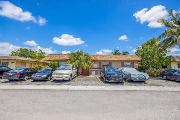 Sunshine Villas, 1848 NW 52nd Ave, Lauderhill, Florida 33313, image 1