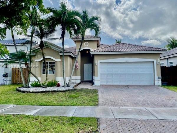 13851 SW 156th Ave, Unincorporated Dade County, Florida 33196, image 1