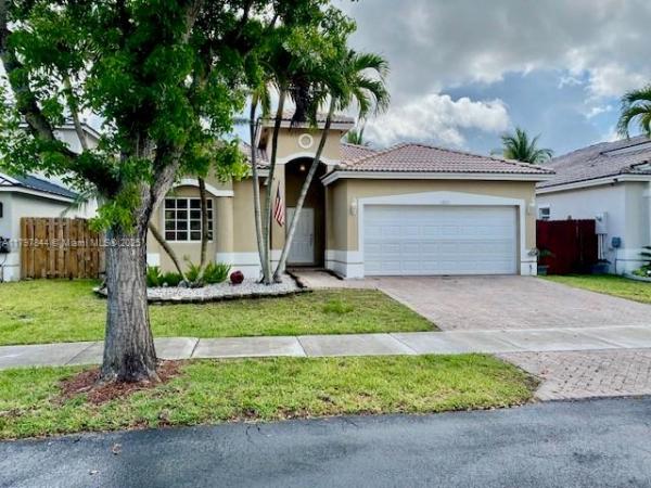 Oak Creek North, 13851 SW 156th Ave, Kendall, Florida 33196, image 2