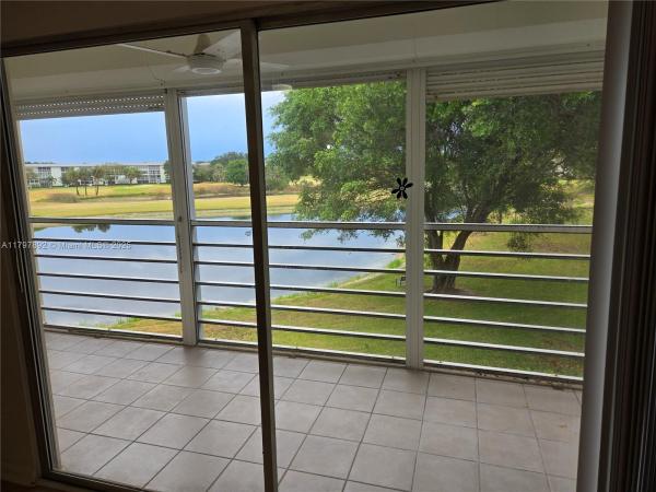 Victoria Village, 2904 Victoria Pl #F3, Coconut Creek, Florida 33066, image 1