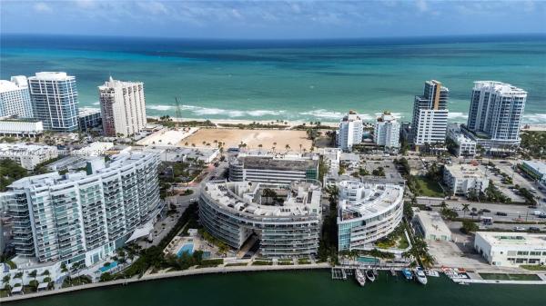 Peloro, 6620 Indian Creek Dr #408, Miami Beach, Florida 33141, image 1