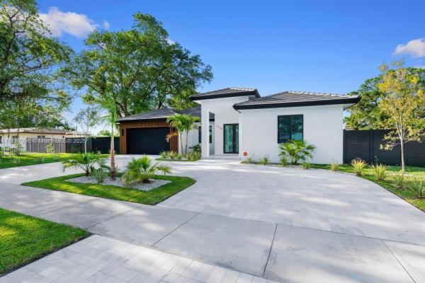 Tropico Estates, 12755 SW 193 Ter, South Miami Heights, Florida 33177, image 3