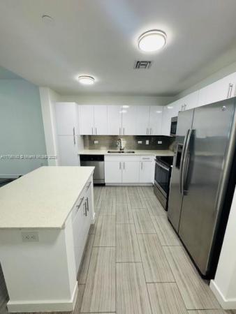 Circ Residences At Hollywood Circle, 1776 Polk St #305, Hollywood, Florida 33020, image 1