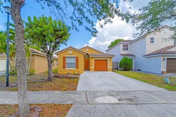 1917 SE 14th Ct, Homestead, Florida 33035, image 1