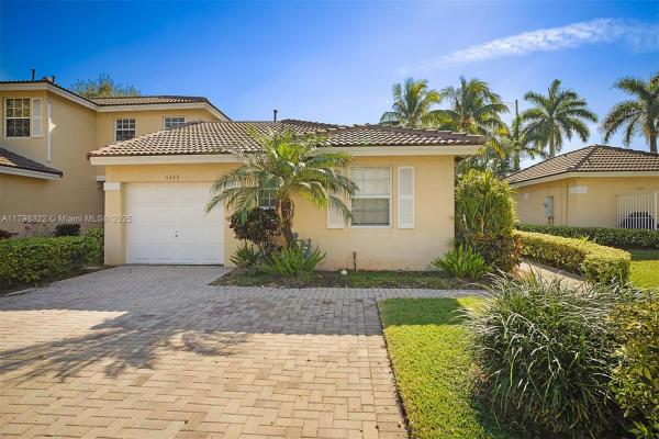 Tradewinds Townhomes, 5308 NW 89th Ave, Sunrise, Florida 33351, image 1