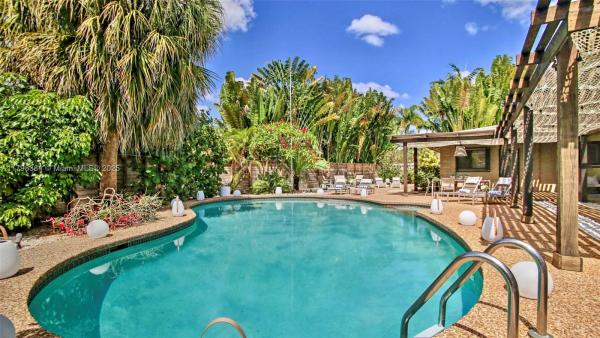 Coral Woods, 3444 NE 18th Ave, Oakland Park, Florida 33306, image 1