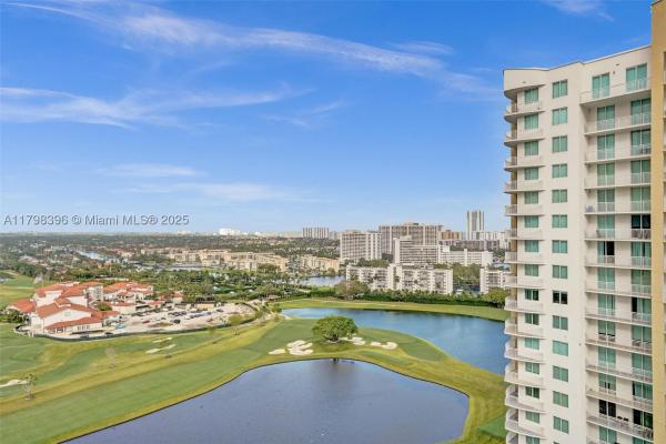 Duo West, 1745 E Hallandale Beach Blvd #2105W, Hallandale Beach, Florida 33009, image 2