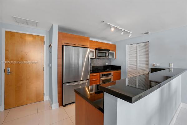 Vizcayne South, 253 NE 2nd St #2201, Miami, Florida 33132, image 1