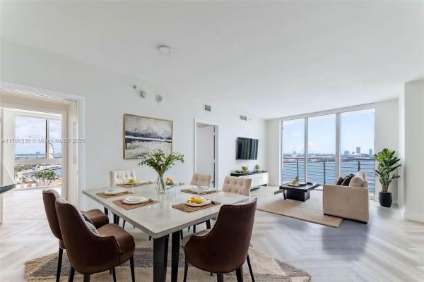 One Miami East, 335 S Biscayne Blvd #1012, Miami, Florida 33131, image 1