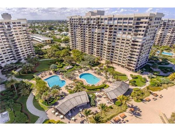 Sea Ranch Club C, 4900 N Ocean Blvd #1101, Lauderdale By The Sea, Florida 33308, image 1