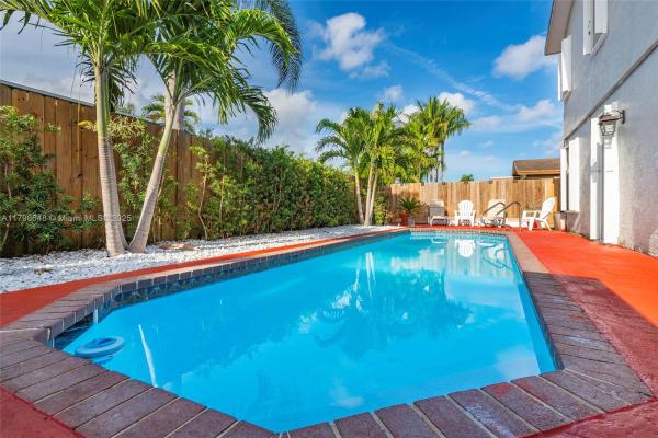 Gates Of Hillsboro, 3865 NW 1st Pl, Deerfield Beach, Florida 33442, image 1