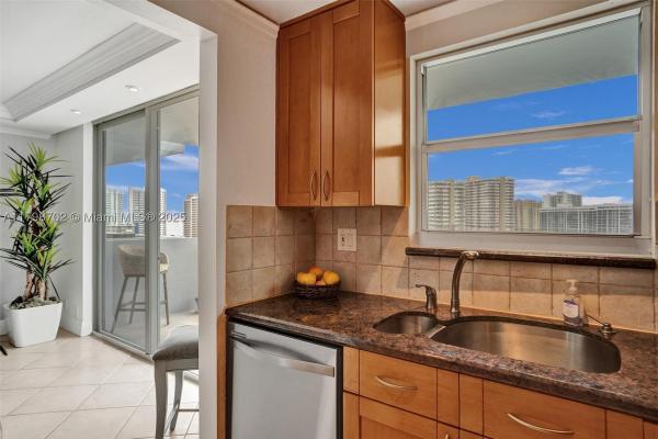Golden Surf Towers, 137 Golden Isles Dr #1105, Hallandale Beach, Florida 33009, image 2