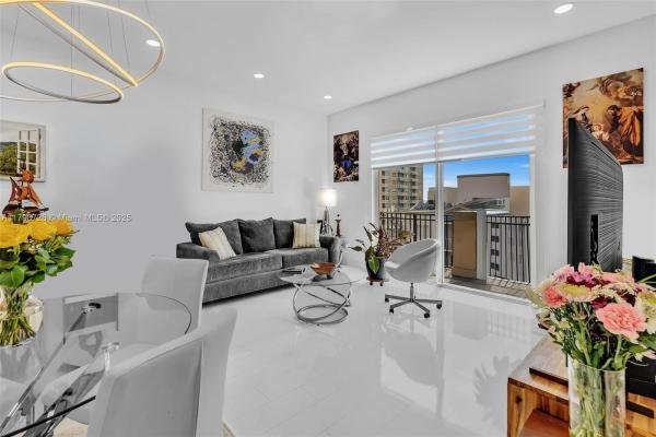 Nevis, 2650 SW 37th Ave #906, Miami, Florida 33133, image 2