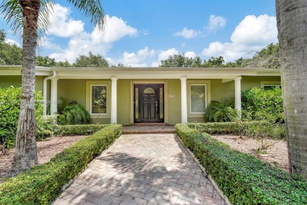 Hallmark Heights Estates, 6551 SW 126th St, Pinecrest, Florida 33156, image 1