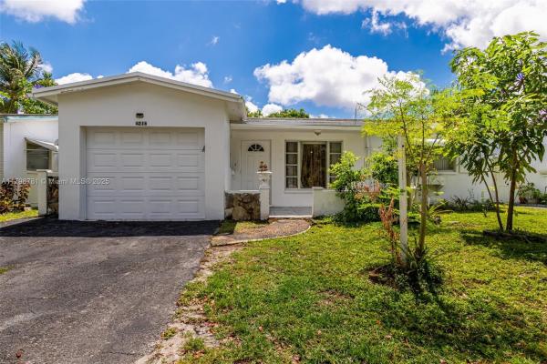 Oakland Estates, 4216 NW 52nd Ave, Lauderdale Lakes, Florida 33319, image 1