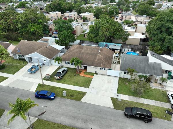 Oak Park, 12329 SW 202nd Ter, South Miami Heights, Florida 33177, image 2