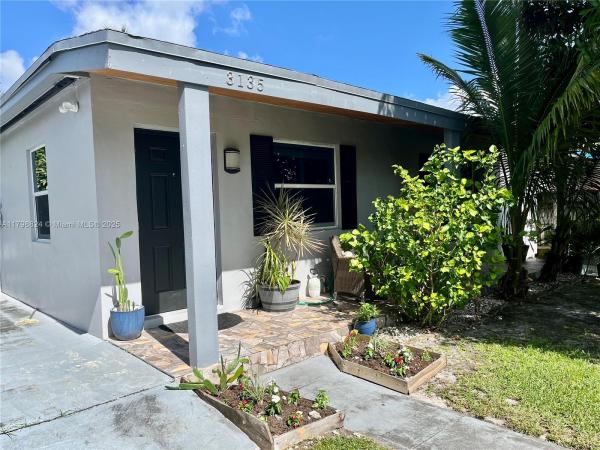 Coral Villas, 3135 SW 64th Ave, Coral Terrace, Florida 33155, image 2